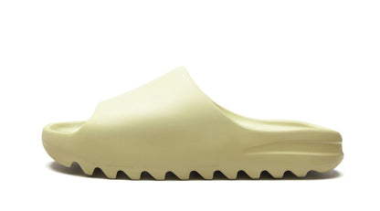 Yeezy Slide "Resin 2021"