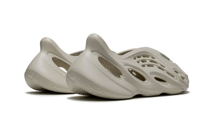 Yeezy FOAM RUNNER "Sand"