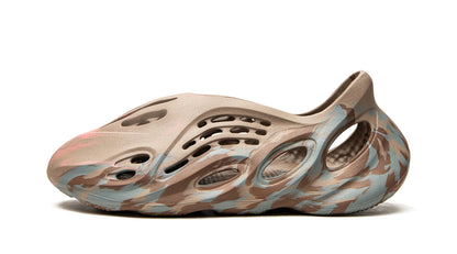 Yeezy FOAM RUNNER "MX Sand Grey"
